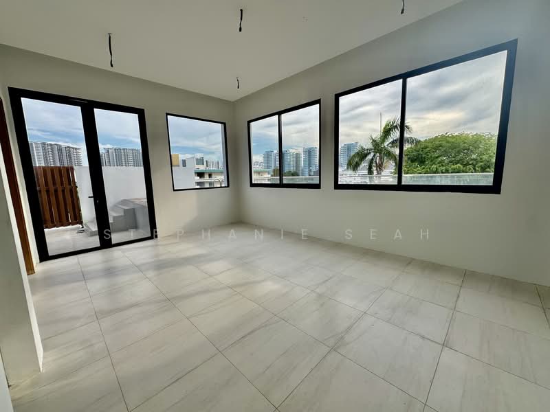 Brand new east side landed - Private and exclusive with pte lift + pool, , 9 Bedrooms, 4,545 sqft, Detached House For Sale, by Stephanie Seah, 500155326 - Interior - PropertyGuru.com.sg