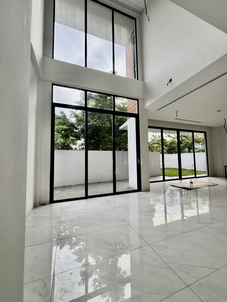 Brand new east side landed - Private and exclusive with pte lift + pool, , 9 Bedrooms, 4,545 sqft, Detached House For Sale, by Stephanie Seah, 500155326 - living room - PropertyGuru.com.sg