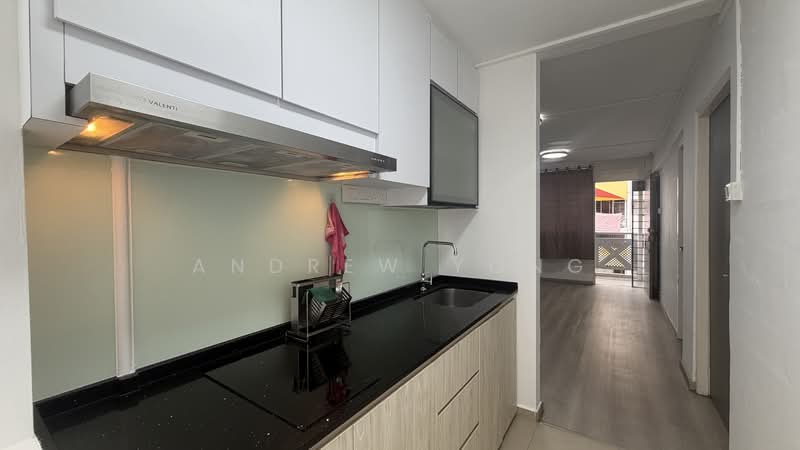 70 Circuit Road, 70 Circuit Road, 2 Bedrooms, 603 sqft, HDB Flat For Sale, by Andrew Yong, 500155347 - Kitchen - PropertyGuru.com.sg