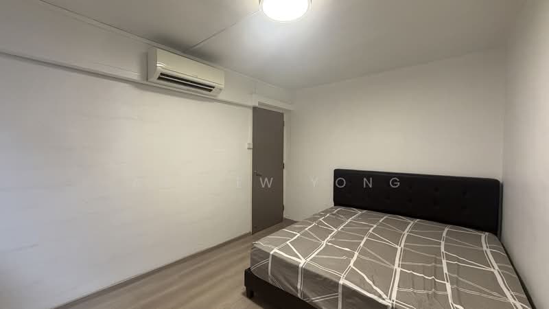 70 Circuit Road, 70 Circuit Road, 2 Bedrooms, 603 sqft, HDB Flat For Sale, by Andrew Yong, 500155347 - Bedroom 1 - PropertyGuru.com.sg