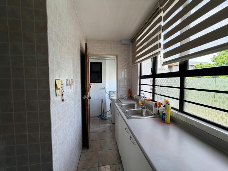 Casa Sarina, 101 Lorong Sarina, 1 Bedroom, 667 sqft, Condominium For Rent, by Agnes Seng, 500155359 - Kitchen - PropertyGuru.com.sg