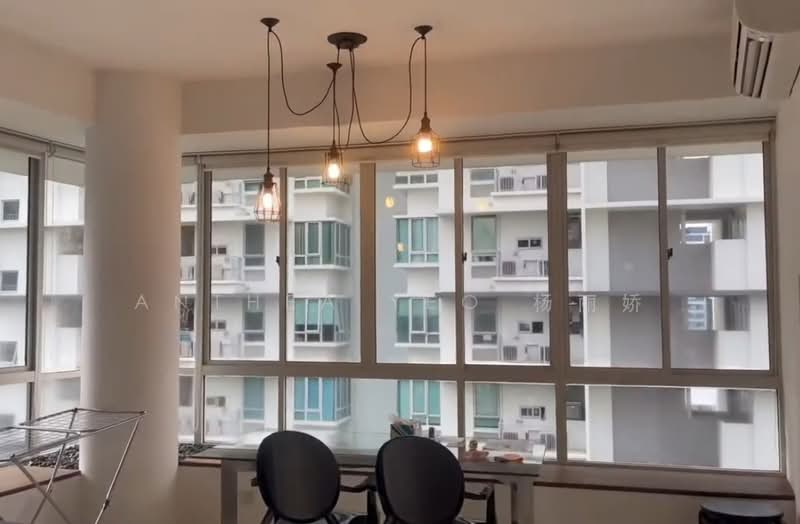 The Axis, 47 Mandalay Road, 2 Bedrooms, 818 sqft, Apartment For Rent, by Anthea Yeo 杨丽娇, 500155363 - Living Room - PropertyGuru.com.sg