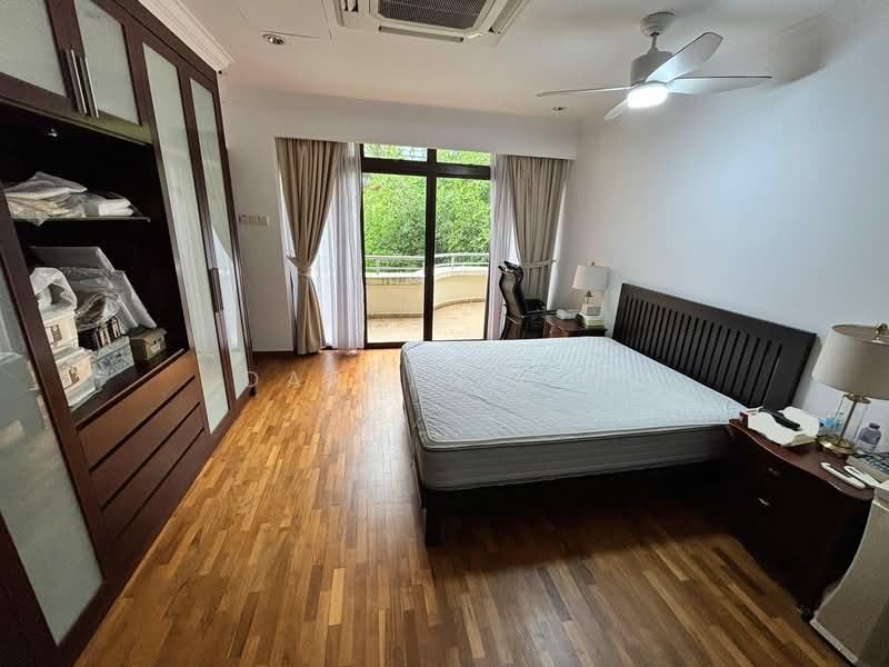 ❤️ Spacious and Cosy Apartment At Balmoral Park ❤️, , 3 Bedrooms, 2,745 sqft, Walk-up Apartment For Rent, by Darren Teo, 500155383 - Bedroom - PropertyGuru.com.sg