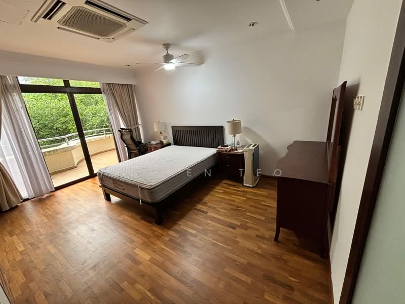 ❤️ Spacious and Cosy Apartment At Balmoral Park ❤️, , 3 Bedrooms, 2,745 sqft, Walk-up Apartment For Rent, by Darren Teo, 500155383 - Bedroom - PropertyGuru.com.sg
