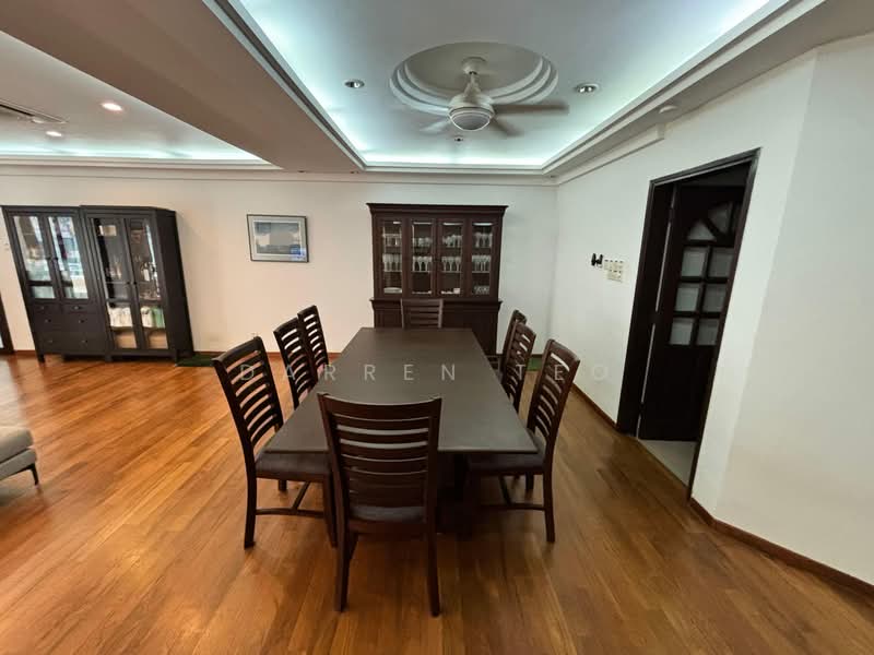 ❤️ Spacious and Cosy Apartment At Balmoral Park ❤️, , 3 Bedrooms, 2,745 sqft, Walk-up Apartment For Rent, by Darren Teo, 500155383 - Dining Room - PropertyGuru.com.sg