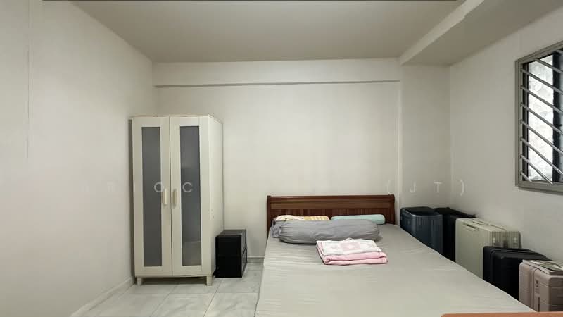 507 Bukit Batok Street 52, 507 Bukit Batok Street 52, 2 Bedrooms, 646 sqft, HDB Flat For Sale, by Arioch Heng (JT), 500155390 - Bedroom - PropertyGuru.com.sg