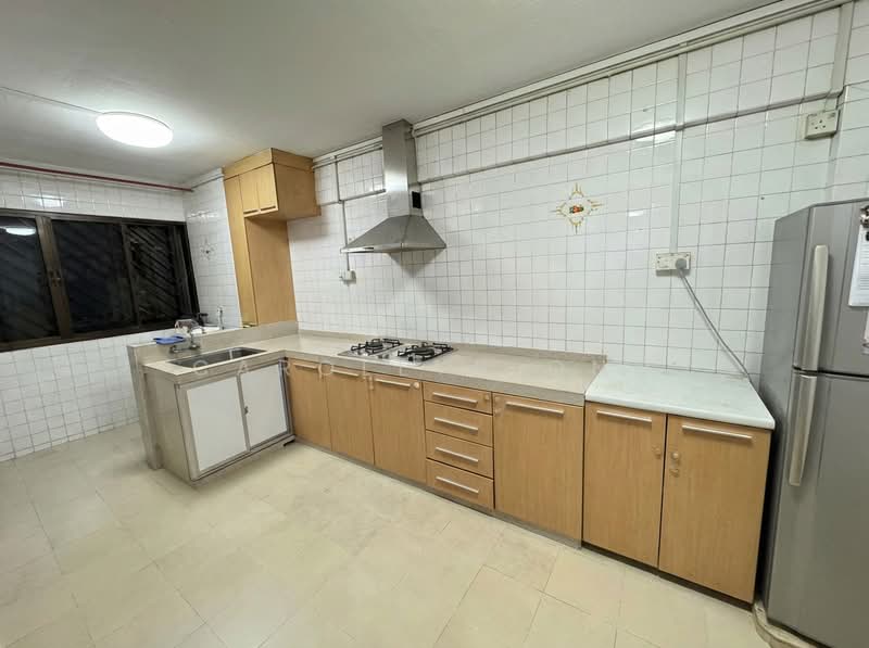 619 Yishun Ring Road, 619 Yishun Ring Road, 3 Bedrooms, 915 sqft, HDB Flat For Sale, by Carollyn Ong, 500155395 - Kitchen - PropertyGuru.com.sg