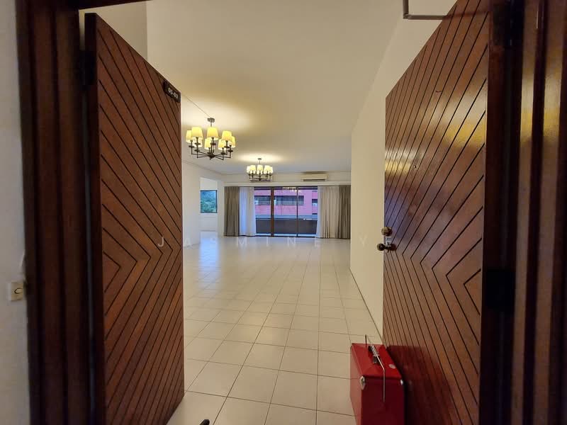 The Cairnhill, 4 Cairnhill Rise, 4 Bedrooms, 2,788 sqft, Apartment For Rent, by Jasmine Ye, 500155413 - Entrance - PropertyGuru.com.sg