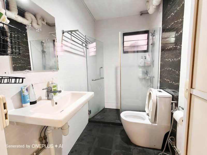 467 Segar Road, 467 Segar Road, 4 Bedrooms, 1,399 sqft, HDB Flat For Sale, by Andrew Chua, 500155417 - Bathroom - PropertyGuru.com.sg