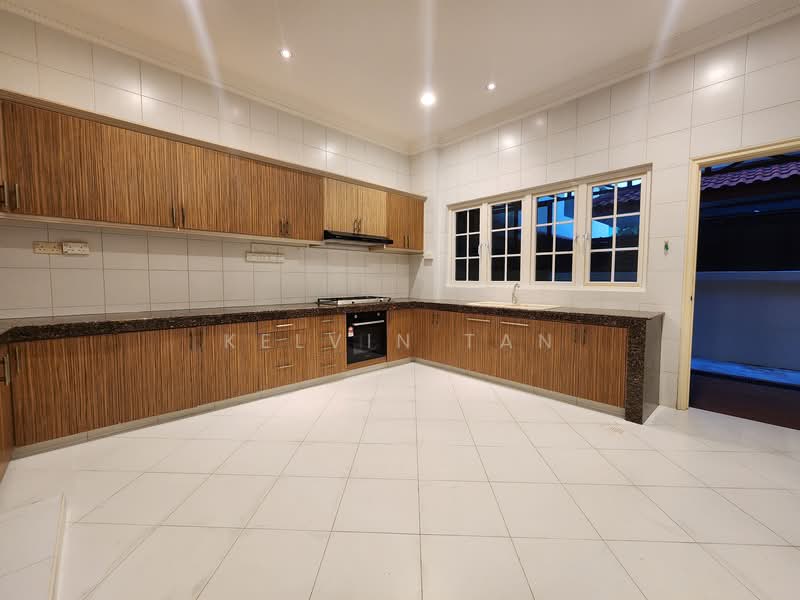 Frankel Estate, Siglap View, 6 Bedrooms, 5,200 sqft, Semi-Detached House For Rent, by Kelvin Tan, 500155424 - Kitchen - PropertyGuru.com.sg