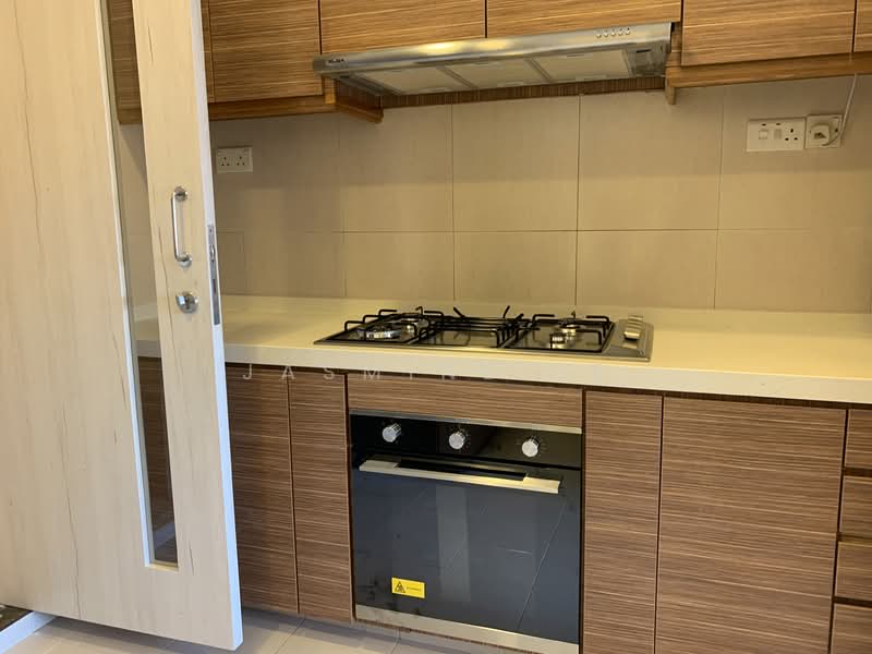 Orange Regency, 101 Fernhill Road, 4 Bedrooms, 2,422 sqft, Apartment For Rent, by Jasmine Ye, 500155430 - Kitchen - PropertyGuru.com.sg