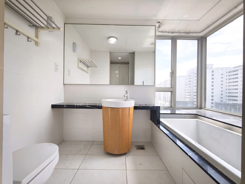 The Centris, 77 Jurong West Central 3, Room Rental, 150 sqft, Apartment For Rent, by Zheng Libin, 500155437 - Bathroom - PropertyGuru.com.sg