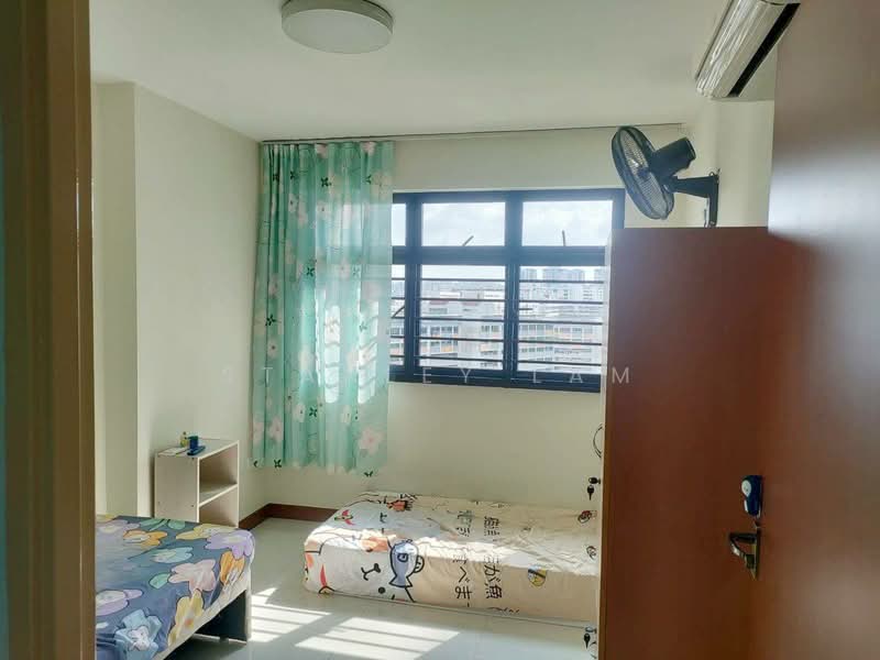 818A Choa Chu Kang Avenue 1, 818A Choa Chu Kang Avenue 1, Room Rental, 111 sqft, HDB Flat For Rent, by Stanley Lam, 500155456 - Bedroom - PropertyGuru.com.sg
