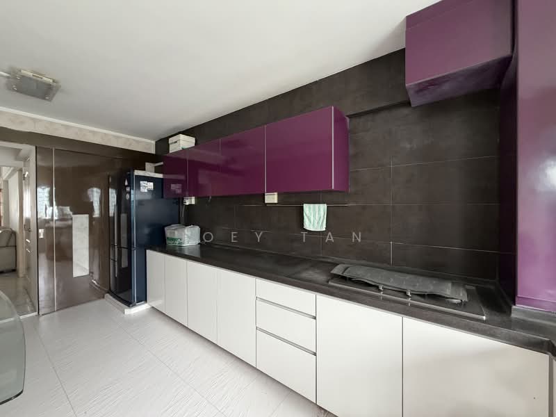 273 Tampines Street 22, 273 Tampines Street 22, 2 Bedrooms, 785 sqft, HDB Flat For Sale, by Joey Tan, 500155458 - Kitchen - PropertyGuru.com.sg