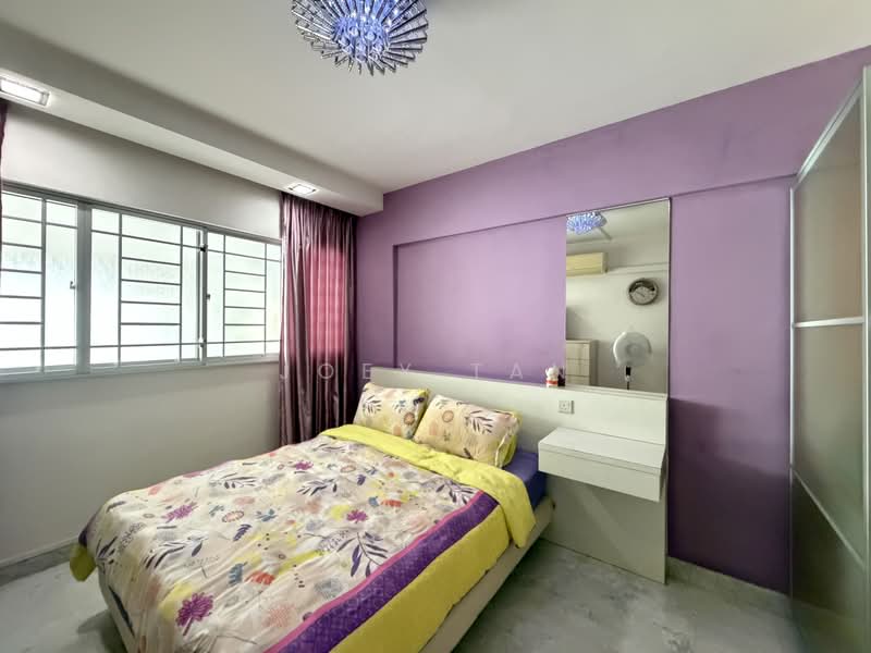 273 Tampines Street 22, 273 Tampines Street 22, 2 Bedrooms, 785 sqft, HDB Flat For Sale, by Joey Tan, 500155458 - Bedroom - PropertyGuru.com.sg