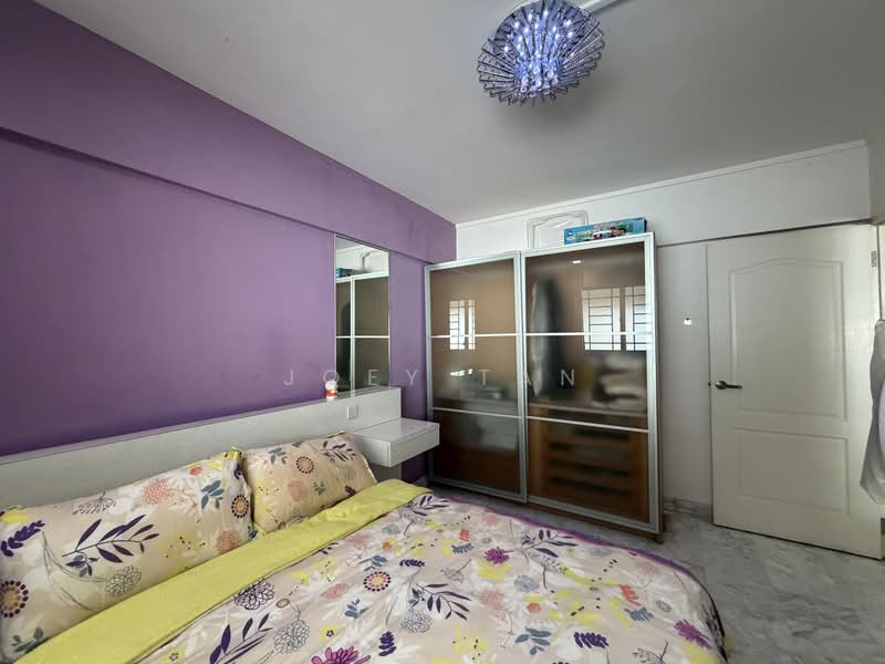 273 Tampines Street 22, 273 Tampines Street 22, 2 Bedrooms, 785 sqft, HDB Flat For Sale, by Joey Tan, 500155458 - Bedroom - PropertyGuru.com.sg