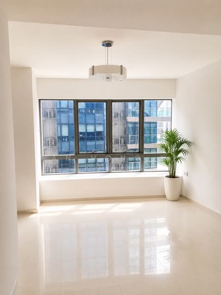 One Shenton, 1 Shenton Way, 1 Bedroom, 581 sqft, Condominium For Sale, by Tan Hong Le Ryan, 500155462 - Interior - PropertyGuru.com.sg