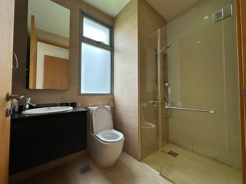 Auralis, 589 East Coast Road, 2 Bedrooms, 732 sqft, Condominium For Rent, by Stella Zhang, 500155464 - Bathroom - PropertyGuru.com.sg