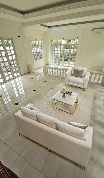 Clacton road, , 6 Bedrooms, 3,796 sqft, Detached House For Rent, by Lissa Teo, 500155478 - Living Room - PropertyGuru.com.sg