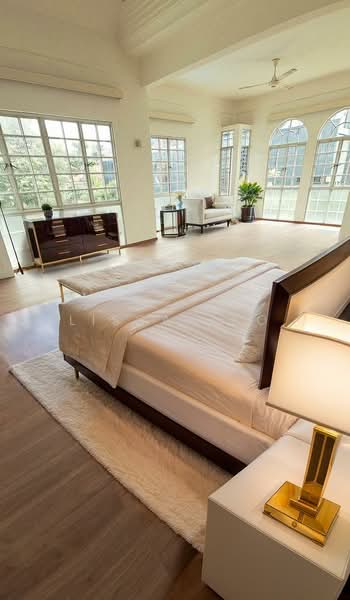 Clacton road, , 6 Bedrooms, 3,796 sqft, Detached House For Rent, by Lissa Teo, 500155478 - Bedroom - PropertyGuru.com.sg