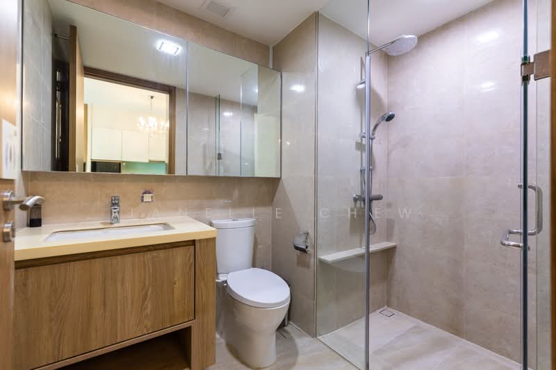Kingsford Waterbay, 68 Upper Serangoon View, 1 Bedroom, 484 sqft, Condominium For Sale, by Janelle Chew, 500155480 - Bathroom - PropertyGuru.com.sg