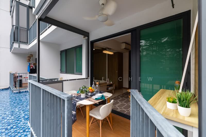 Kingsford Waterbay, 68 Upper Serangoon View, 1 Bedroom, 484 sqft, Condominium For Sale, by Janelle Chew, 500155480 - Balcony - PropertyGuru.com.sg