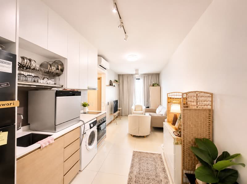 Treasure at Tampines, 57 Tampines Lane, 2 Bedrooms, 657 sqft, Condominium For Rent, by Sandy Yong, 500155489 - Kitchen - PropertyGuru.com.sg