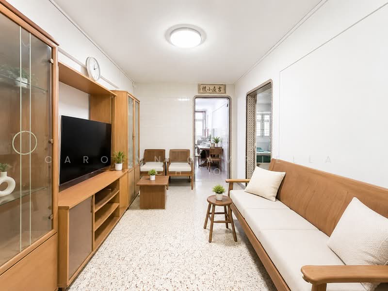 643 Ang Mo Kio Avenue 5, 643 Ang Mo Kio Avenue 5, 2 Bedrooms, 807 sqft, HDB Flat For Sale, by Carolyn Gavriella Choo, 500155499 - Living Room - PropertyGuru.com.sg