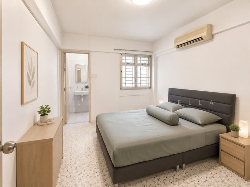 643 Ang Mo Kio Avenue 5, 643 Ang Mo Kio Avenue 5, 2 Bedrooms, 807 sqft, HDB Flat For Sale, by Carolyn Gavriella Choo, 500155499 - Bedroom - PropertyGuru.com.sg
