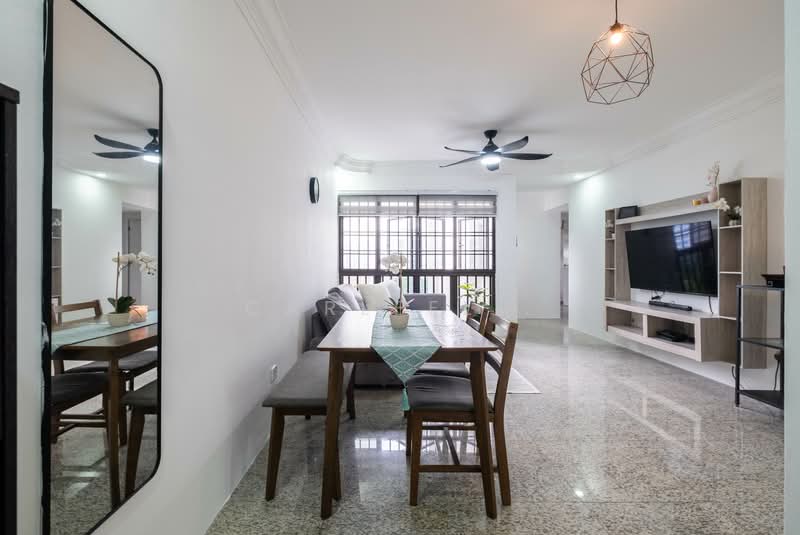 295B Compassvale Crescent, 295B Compassvale Crescent, 3 Bedrooms, 968 sqft, HDB Flat For Sale, by Carleel ., 500155500 - Living Room - PropertyGuru.com.sg