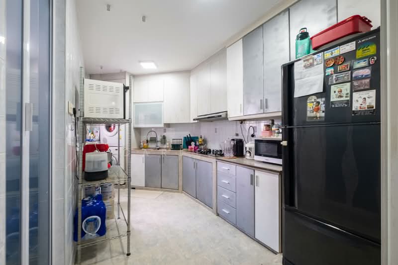 295B Compassvale Crescent, 295B Compassvale Crescent, 3 Bedrooms, 968 sqft, HDB Flat For Sale, by Carleel ., 500155500 - Kitchen - PropertyGuru.com.sg