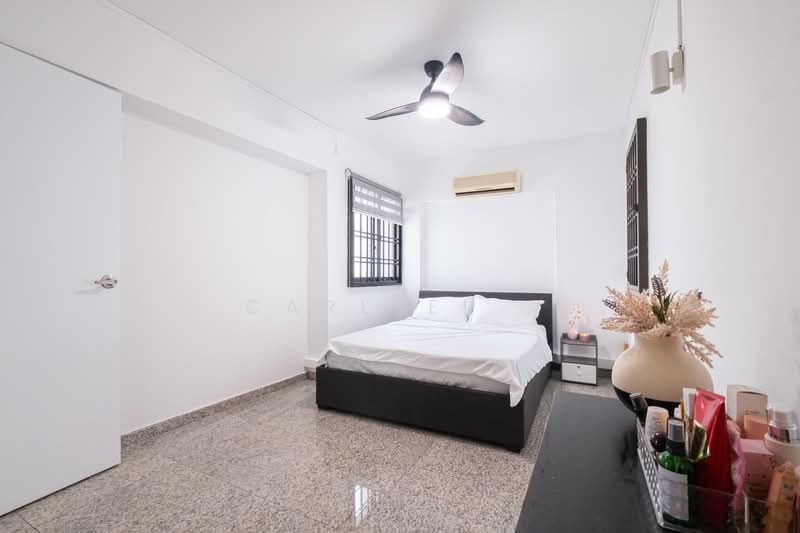 295B Compassvale Crescent, 295B Compassvale Crescent, 3 Bedrooms, 968 sqft, HDB Flat For Sale, by Carleel ., 500155500 - Bedroom - PropertyGuru.com.sg