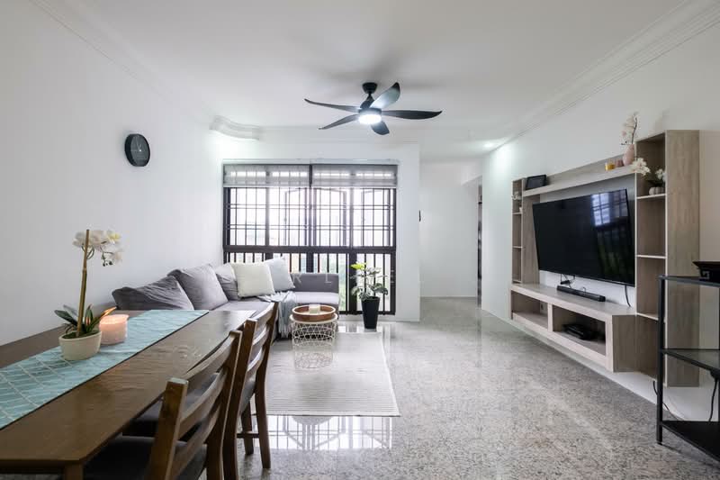295B Compassvale Crescent, 295B Compassvale Crescent, 3 Bedrooms, 968 sqft, HDB Flat For Sale, by Carleel ., 500155500 - Living Room - PropertyGuru.com.sg