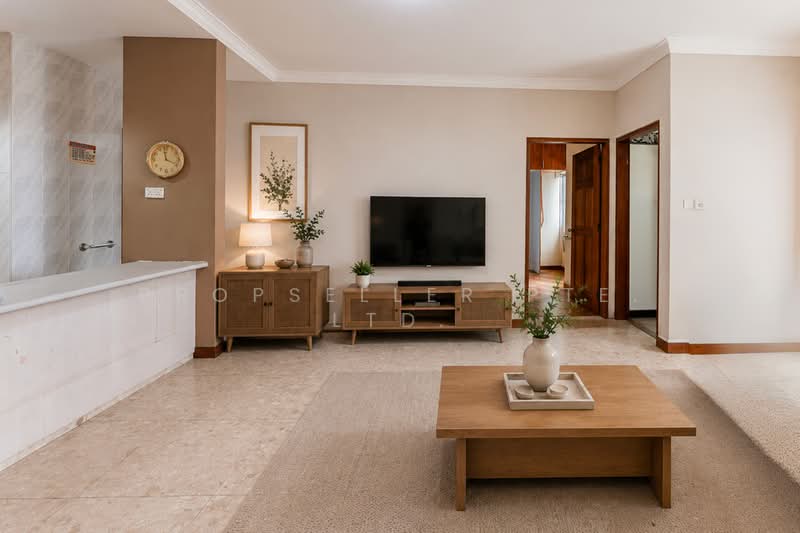 Sea Avenue Mansions, 24 Sea Avenue, 2 Bedrooms, 936 sqft, Apartment For Sale, by Kelly Tan, 500155522 - Living Room - PropertyGuru.com.sg