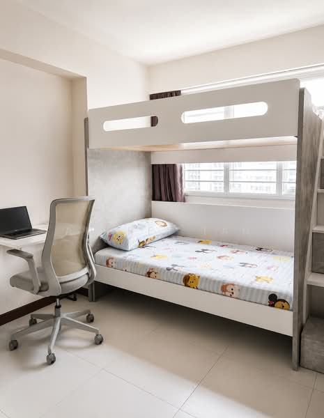 523B Tampines Central 7, 523B Tampines Central 7, 4 Bedrooms, 1,001 sqft, HDB Flat For Sale, by Audrey Tan, 500155531 - Bedroom - PropertyGuru.com.sg