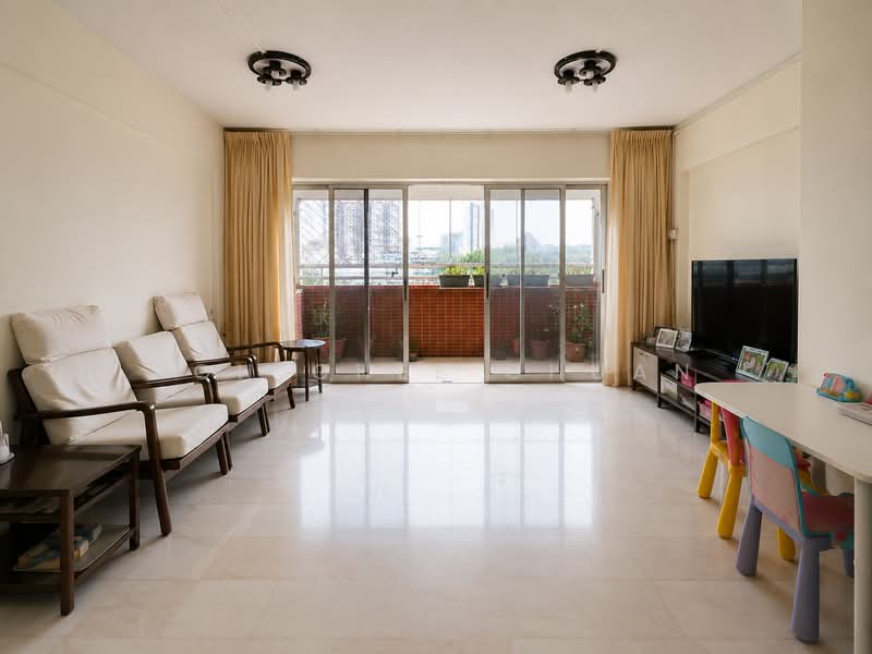 108 Jalan Rajah, 108 Jalan Rajah, 3 Bedrooms, 1,593 sqft, HDB Flat For Sale, by Toh Ghee Chuan, 500155562 - Living Room - PropertyGuru.com.sg