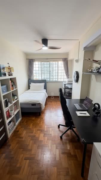228 Bishan Street 23, 228 Bishan Street 23, 3 Bedrooms, 1,130 sqft, HDB Flat For Sale, by Darren Ng, 500155576 - Bedroom - PropertyGuru.com.sg