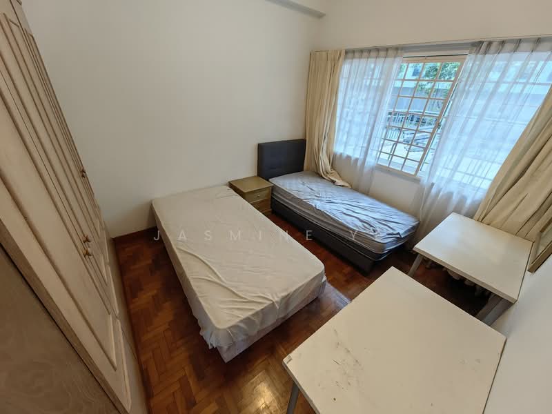 Royal Palm Mansions, 330 Pasir Panjang Road, 3 Bedrooms, 1,238 sqft, Condominium For Rent, by Jasmine Ye, 500155578 - Bedroom - PropertyGuru.com.sg