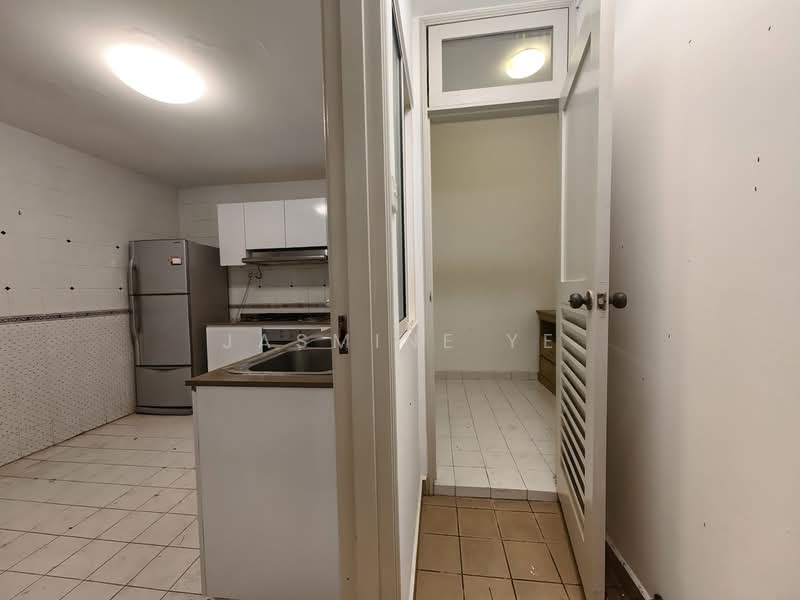 Royal Palm Mansions, 330 Pasir Panjang Road, 3 Bedrooms, 1,238 sqft, Condominium For Rent, by Jasmine Ye, 500155578 - Kitchen - PropertyGuru.com.sg