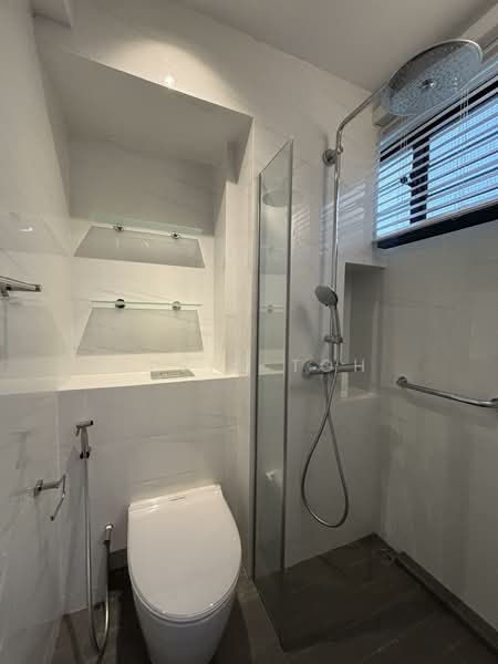 148 Yishun Street 11, 148 Yishun Street 11, 2 Bedrooms, 721 sqft, HDB Flat For Sale, by Alvin Toh, 500155583 - Bathroom - PropertyGuru.com.sg