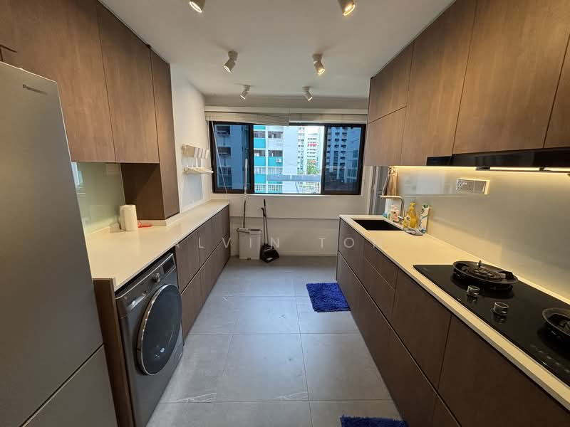 148 Yishun Street 11, 148 Yishun Street 11, 2 Bedrooms, 721 sqft, HDB Flat For Sale, by Alvin Toh, 500155583 - Kitchen - PropertyGuru.com.sg