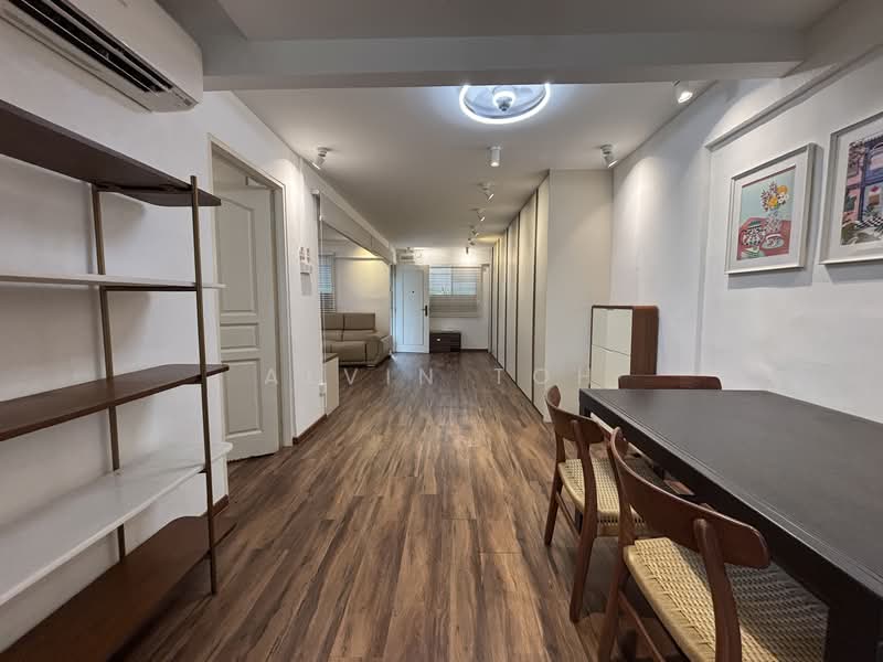 148 Yishun Street 11, 148 Yishun Street 11, 2 Bedrooms, 721 sqft, HDB Flat For Sale, by Alvin Toh, 500155583 - Corridor - PropertyGuru.com.sg