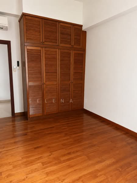 Fifth Avenue Condominium, 2 Fifth Avenue, 3 Bedrooms, 1,582 sqft, Condominium For Rent, by Selena Tan, 500155585 - Common bedroom 1 - PropertyGuru.com.sg