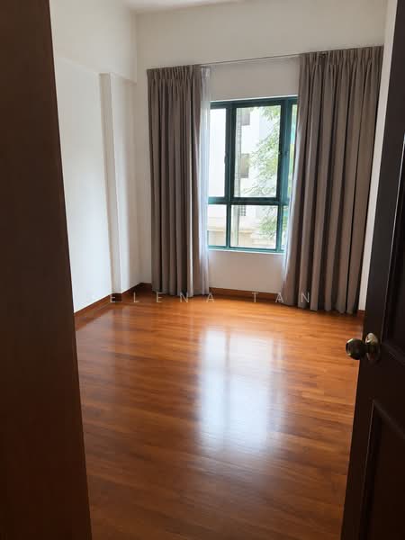Fifth Avenue Condominium, 2 Fifth Avenue, 3 Bedrooms, 1,582 sqft, Condominium For Rent, by Selena Tan, 500155585 - Common bedroom 2 - PropertyGuru.com.sg