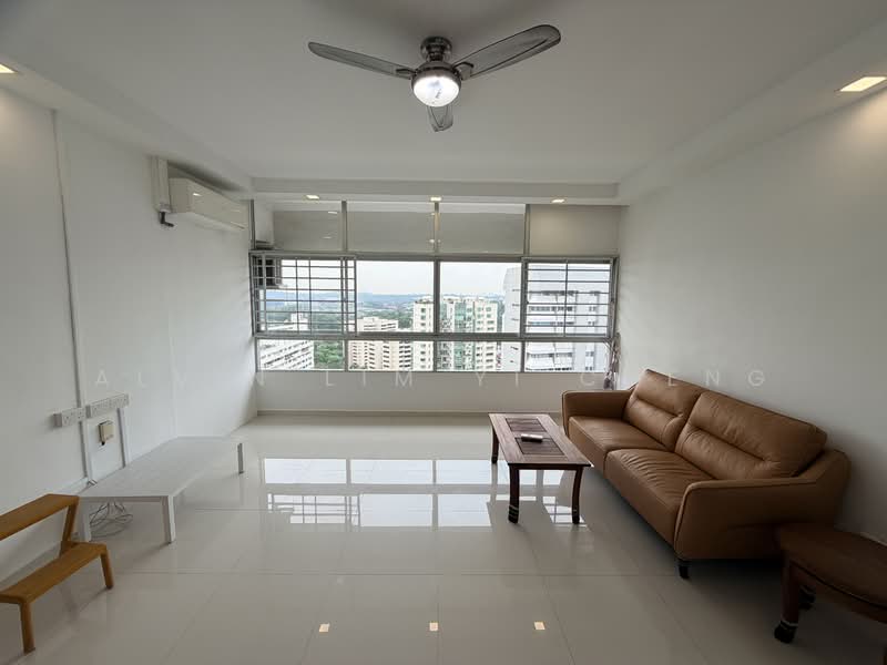 Ridgewood Condominium, 1 Ridgewood Close, 3 Bedrooms, 1,774 sqft, Condominium For Rent, by Alvin Lim Yi Cheng, 500155587 - Living Room - PropertyGuru.com.sg