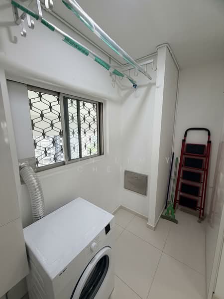 Ridgewood Condominium, 1 Ridgewood Close, 3 Bedrooms, 1,774 sqft, Condominium For Rent, by Alvin Lim Yi Cheng, 500155587 - Interior - PropertyGuru.com.sg