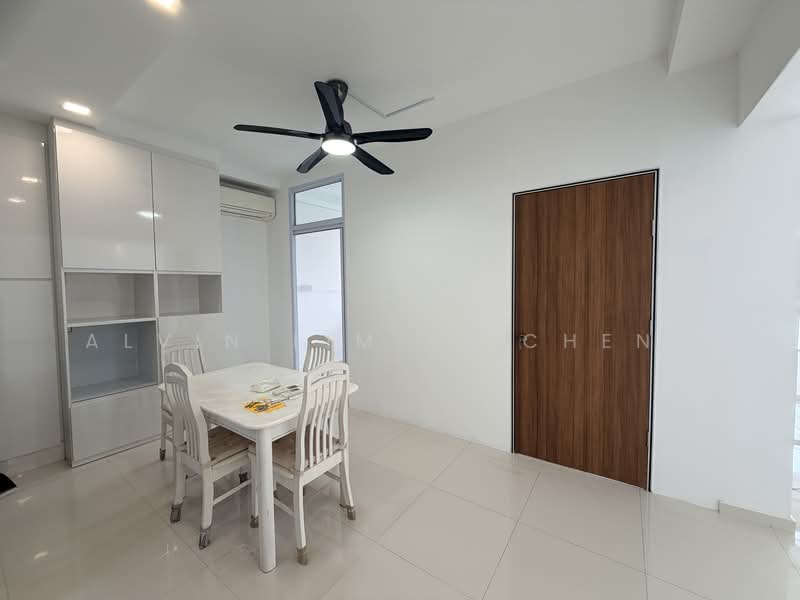 Ridgewood Condominium, 1 Ridgewood Close, 3 Bedrooms, 1,774 sqft, Condominium For Rent, by Alvin Lim Yi Cheng, 500155587 - Dining Room - PropertyGuru.com.sg