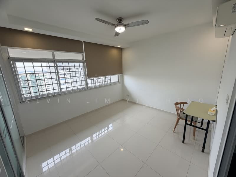 Ridgewood Condominium, 1 Ridgewood Close, 3 Bedrooms, 1,774 sqft, Condominium For Rent, by Alvin Lim Yi Cheng, 500155587 - Interior - PropertyGuru.com.sg