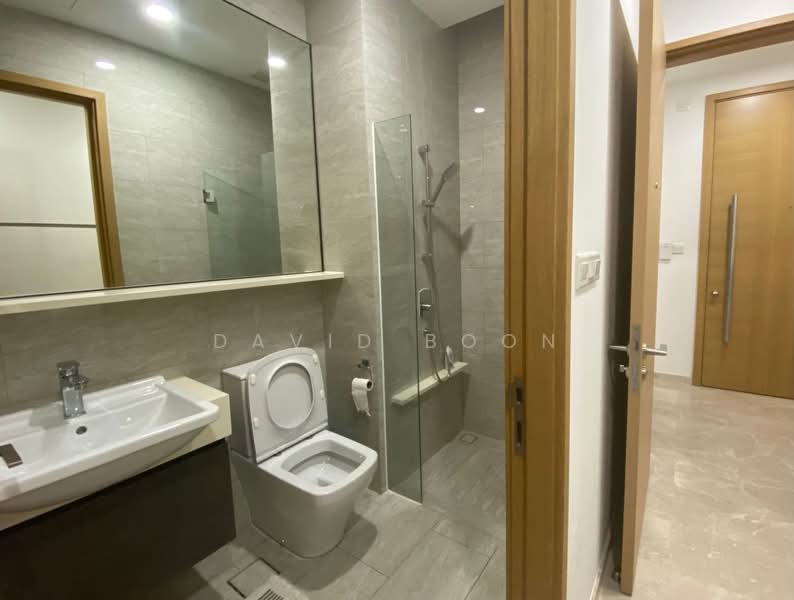 City Gate, 371 Beach Road, Studio, 250 sqft, Condominium For Rent, by David Boon, 500155591 - Bathroom - PropertyGuru.com.sg