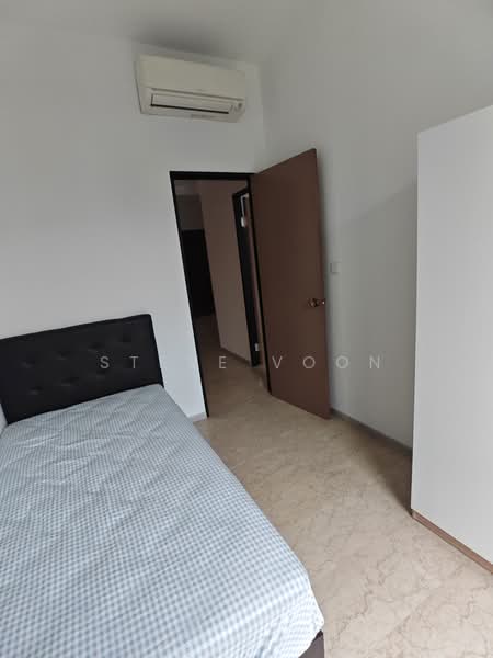 Simsville, 10 Geylang East Avenue 2, Room Rental, 100 sqft, Condominium For Rent, by Steve Voon, 500155592 - Bedroom - PropertyGuru.com.sg